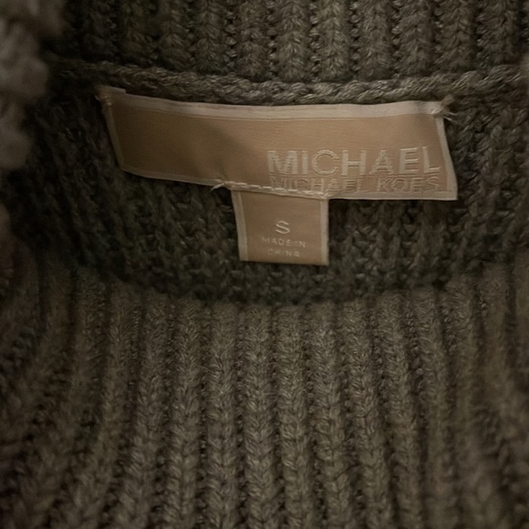 Michael Kors Turtleneck Sweater - Picture 3 of 4
